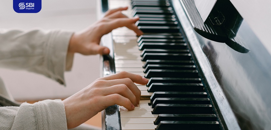 Pasos sencillos para cotizar y contratar un seguro para tu piano