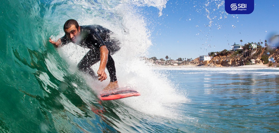 Razones para asegurar tu tabla de surf, windsurf, kitesurf o kayak